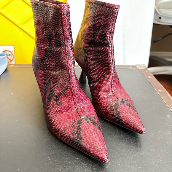 Jimmy Choo Kix Snakeskin Ankle Booties 37.5 - Picture 5 of 13